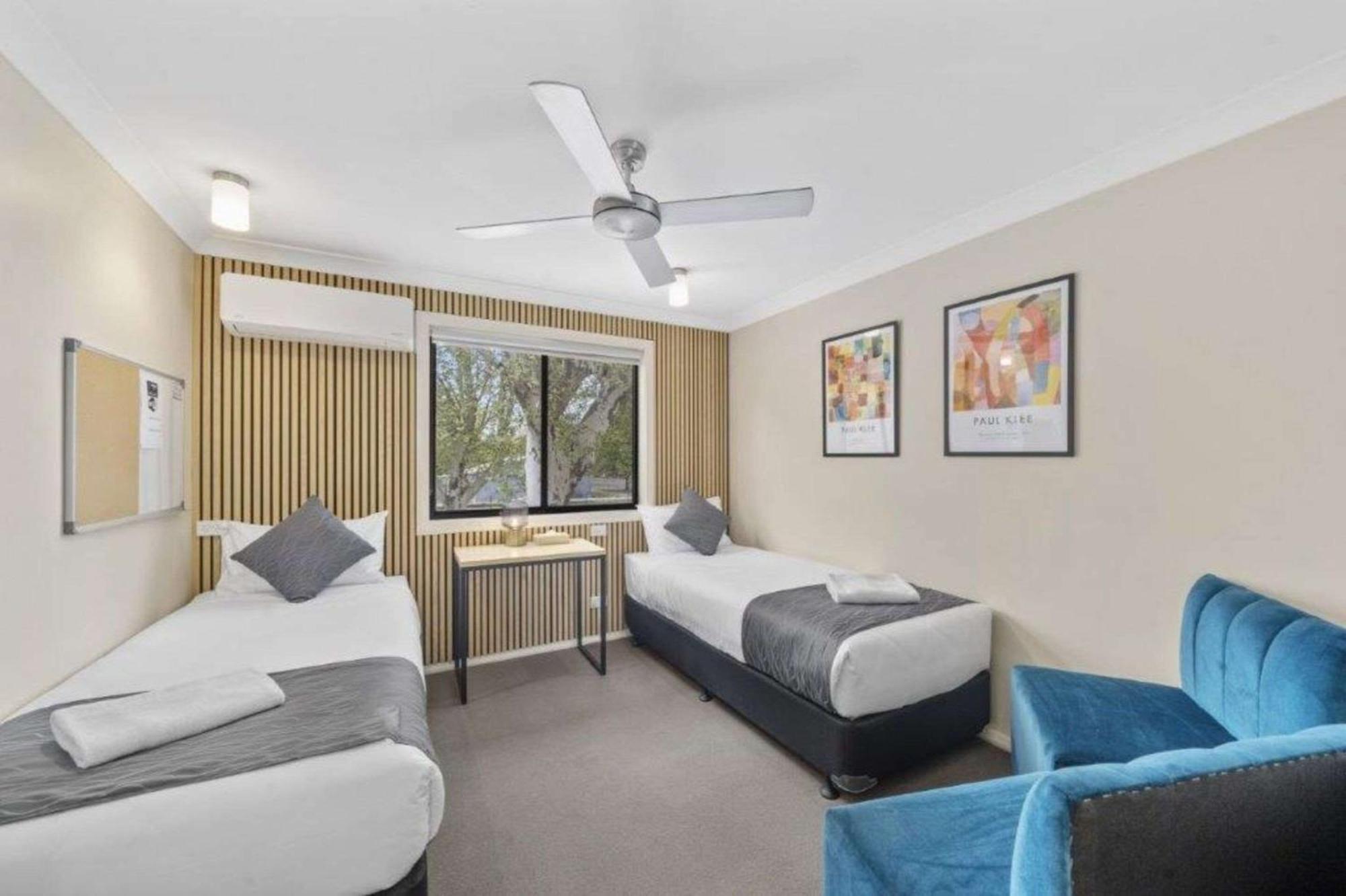 Comfort Inn Serenity 배서스트 외부 사진