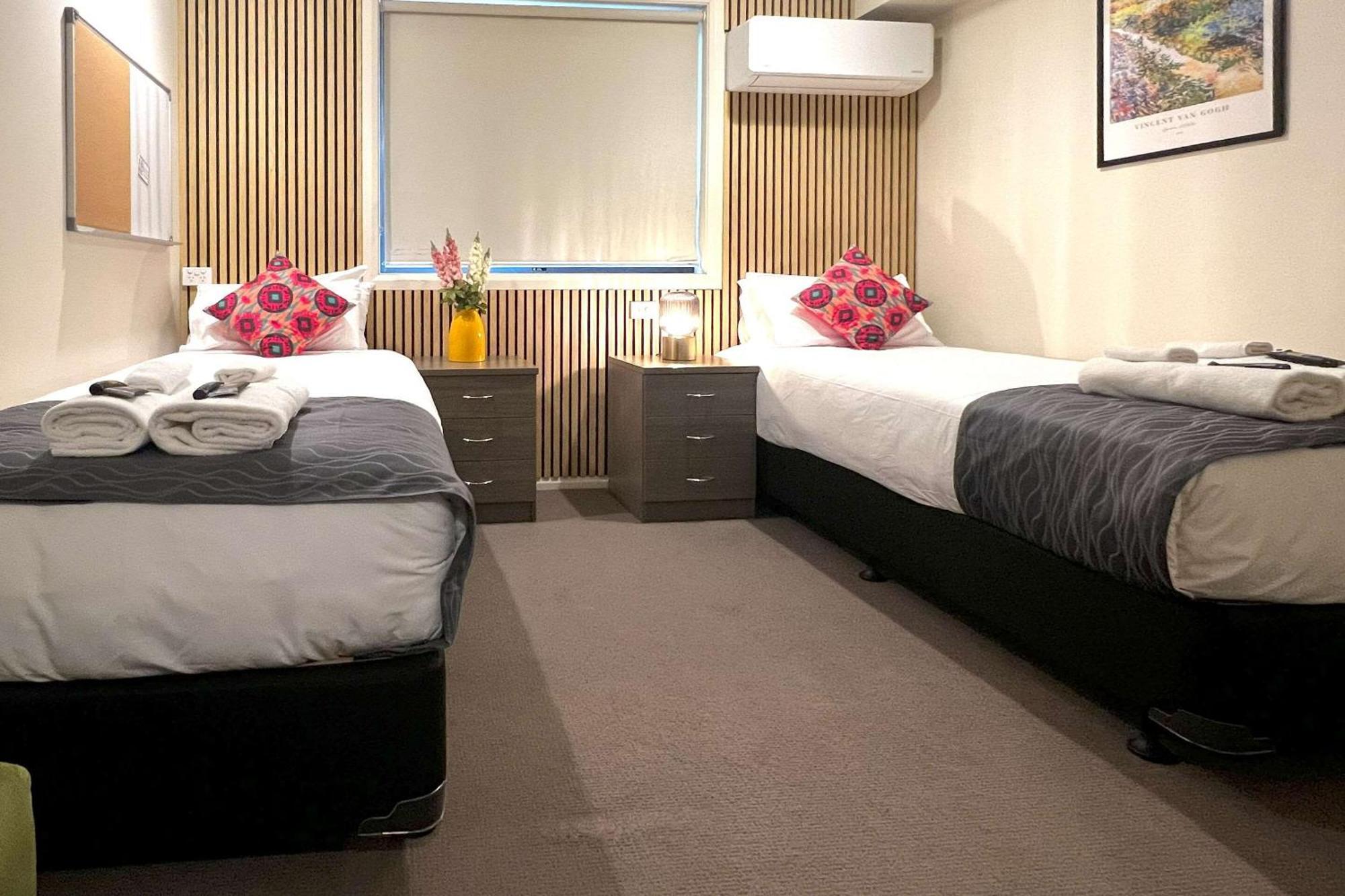Comfort Inn Serenity 배서스트 외부 사진