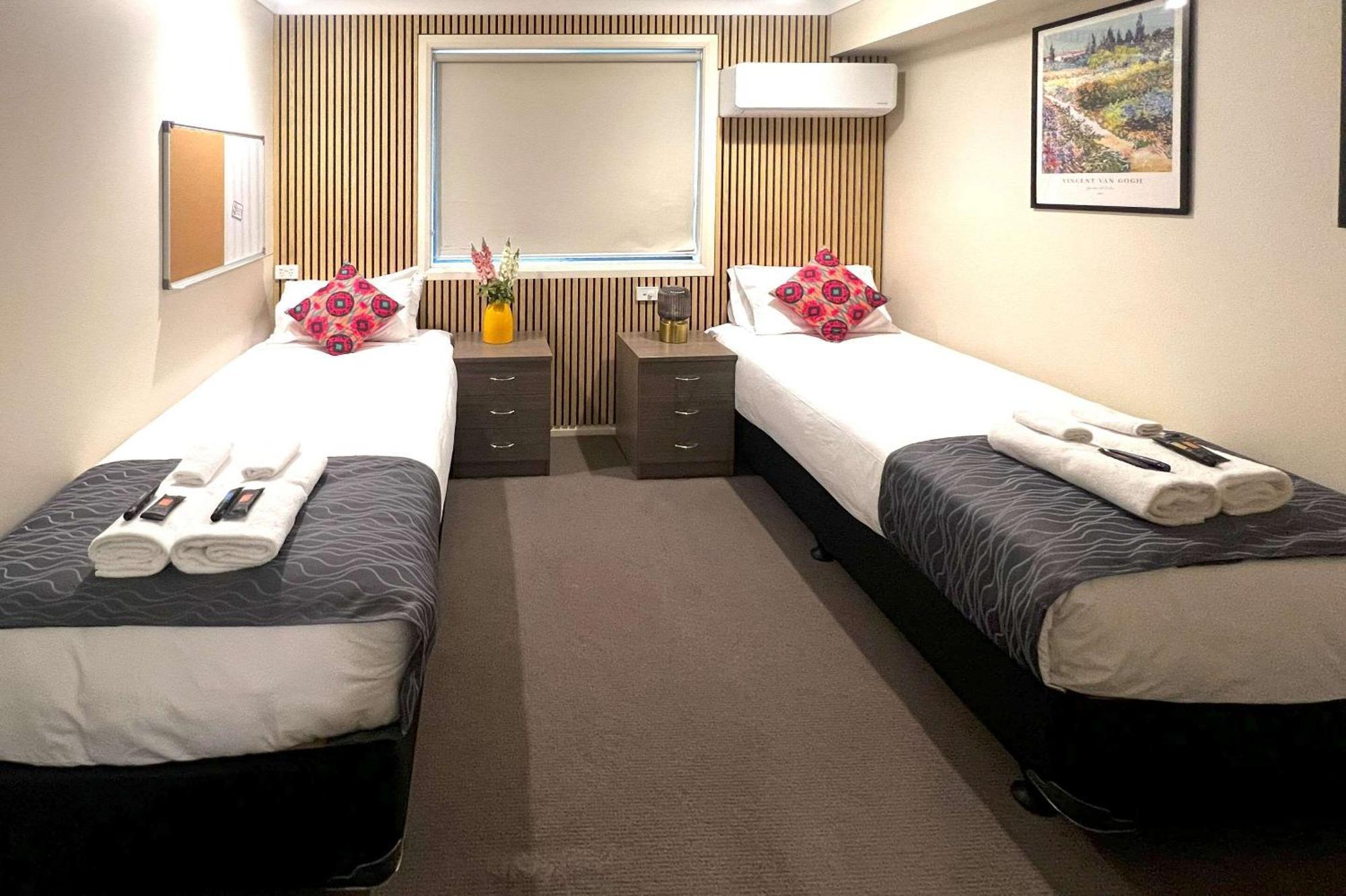 Comfort Inn Serenity 배서스트 외부 사진
