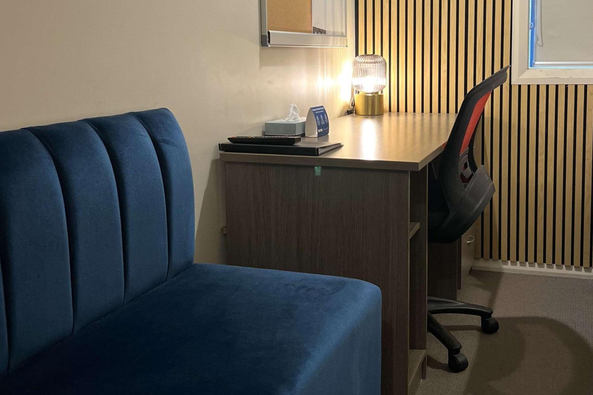 Comfort Inn Serenity 배서스트 외부 사진