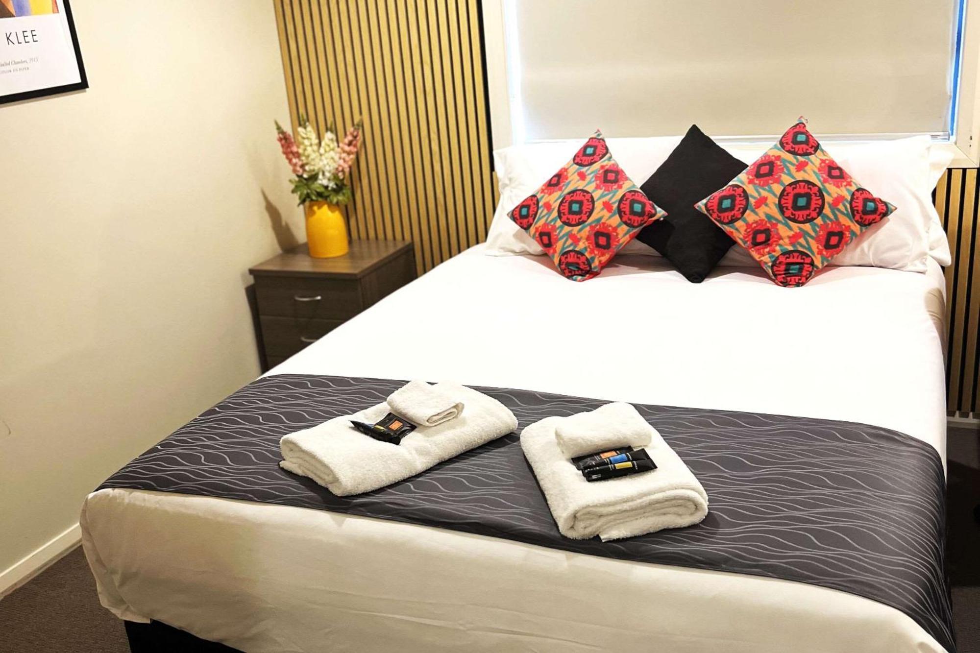 Comfort Inn Serenity 배서스트 외부 사진