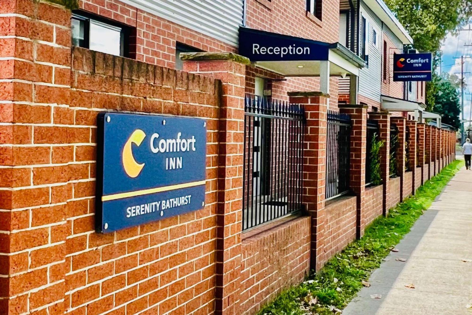 Comfort Inn Serenity 배서스트 외부 사진